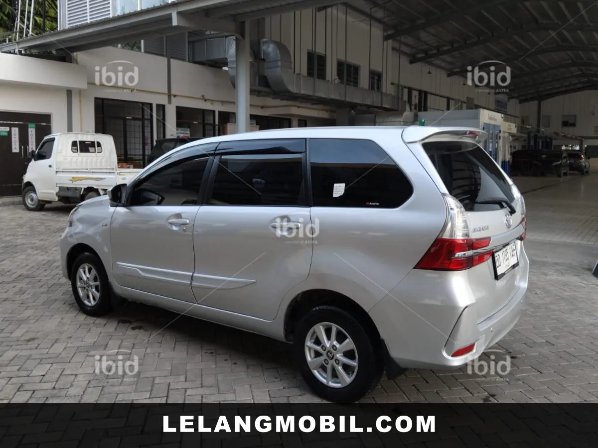 TOYOTA AVANZA - View 4