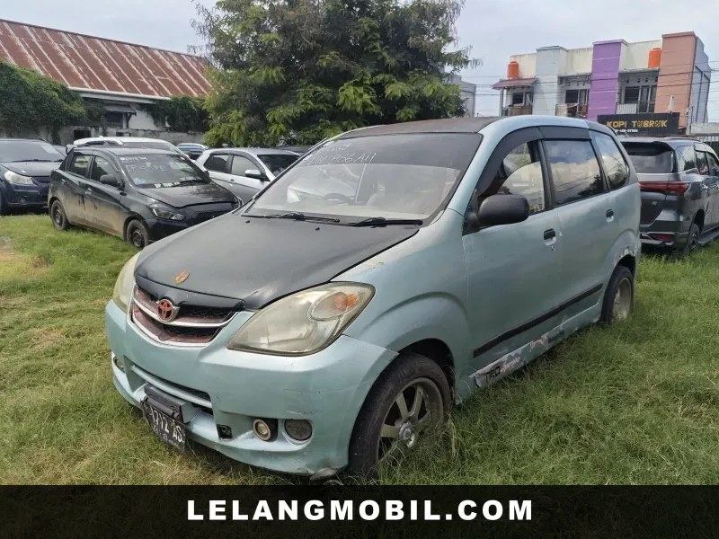 TOYOTA AVANZA - View 1