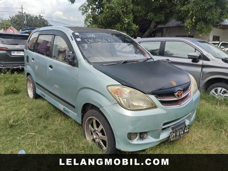 TOYOTA AVANZA - View 2