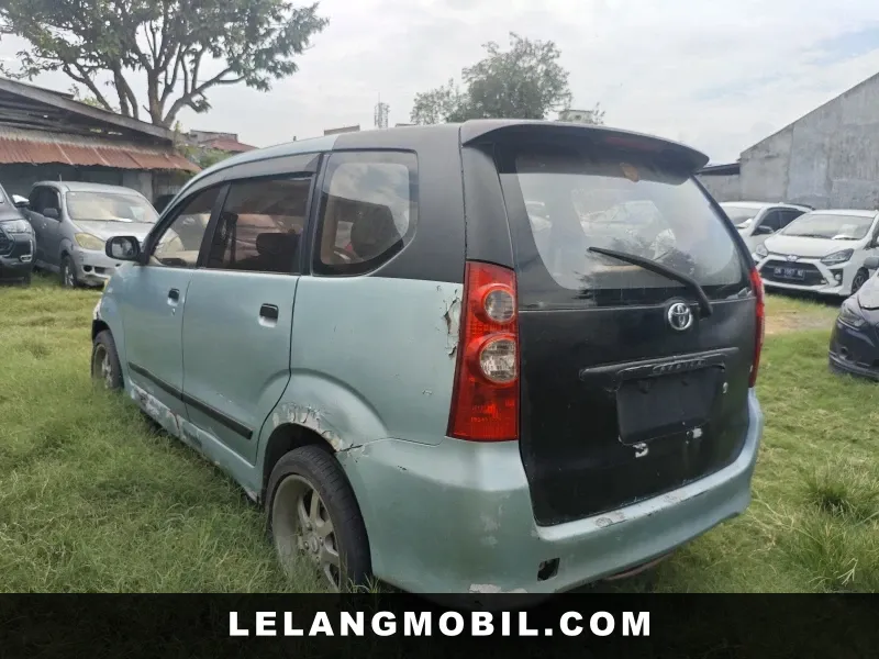 TOYOTA AVANZA - View 4