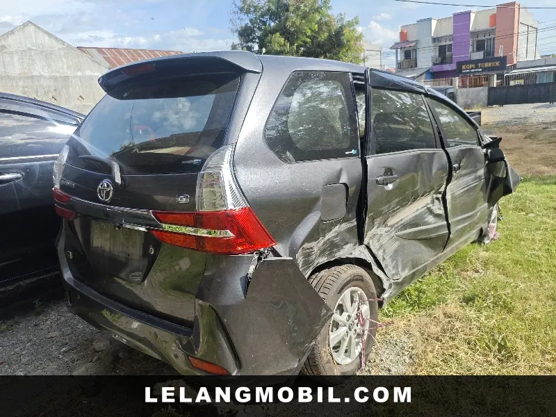 TOYOTA AVANZA - View 3