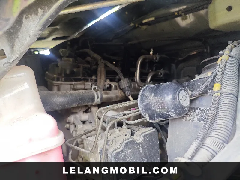 TOYOTA AVANZA - View 6