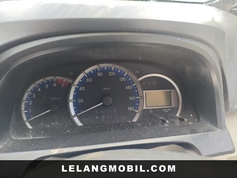 TOYOTA AVANZA - View 7