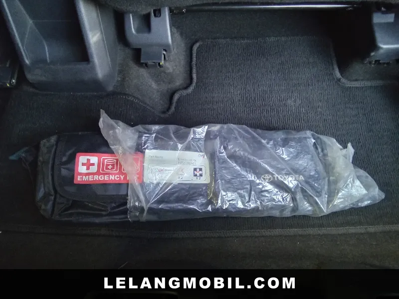 TOYOTA AVANZA - View 13