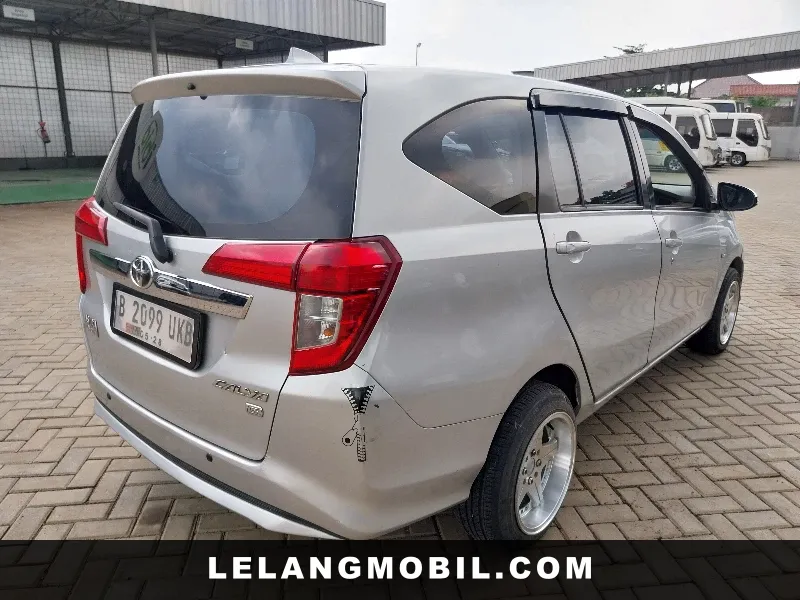 TOYOTA CALYA - View 3