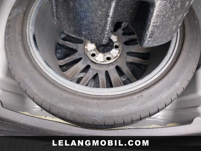 TOYOTA CAMRY - View 11