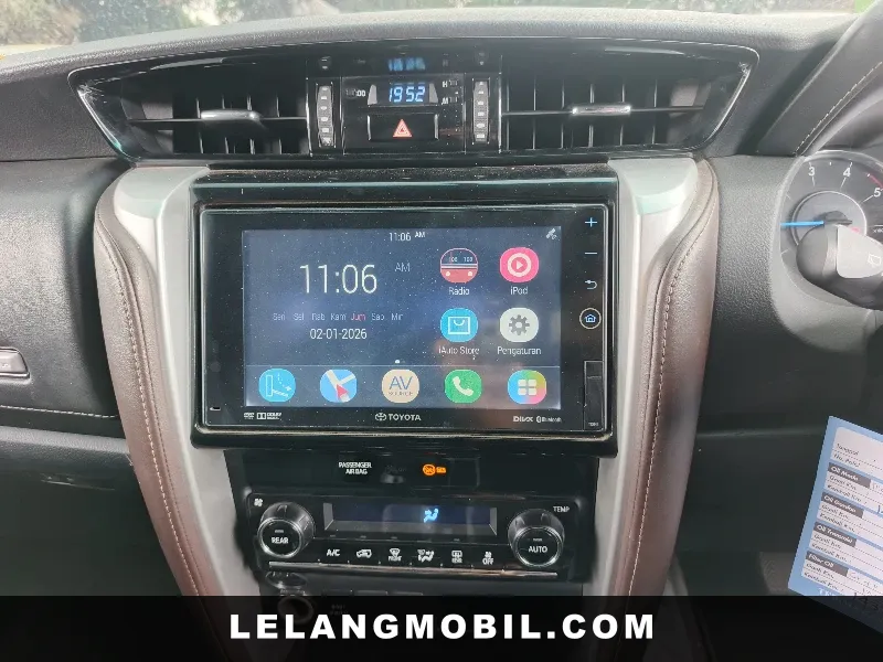 TOYOTA FORTUNER - View 11