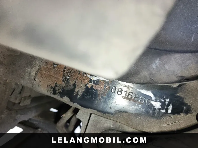 TOYOTA FORTUNER - View 9