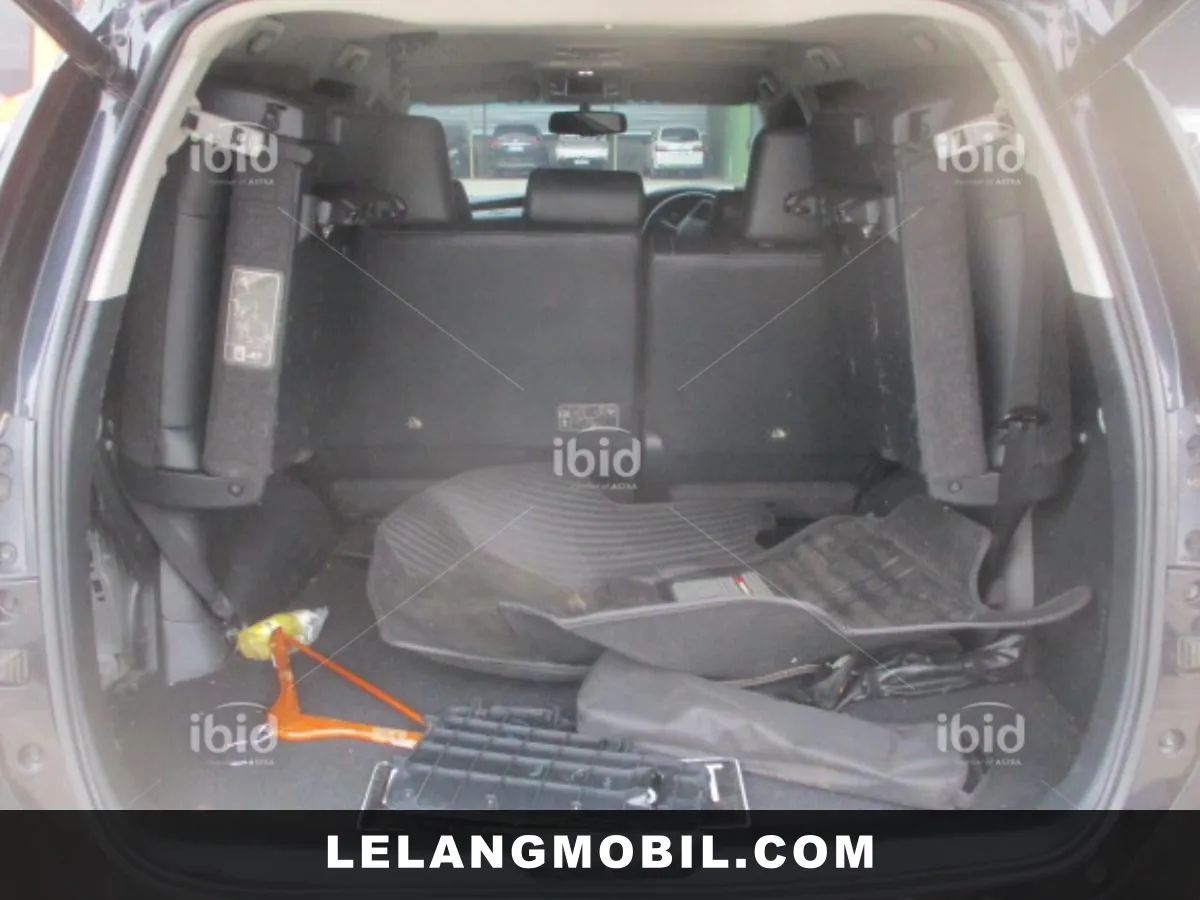 TOYOTA FORTUNER - View 10