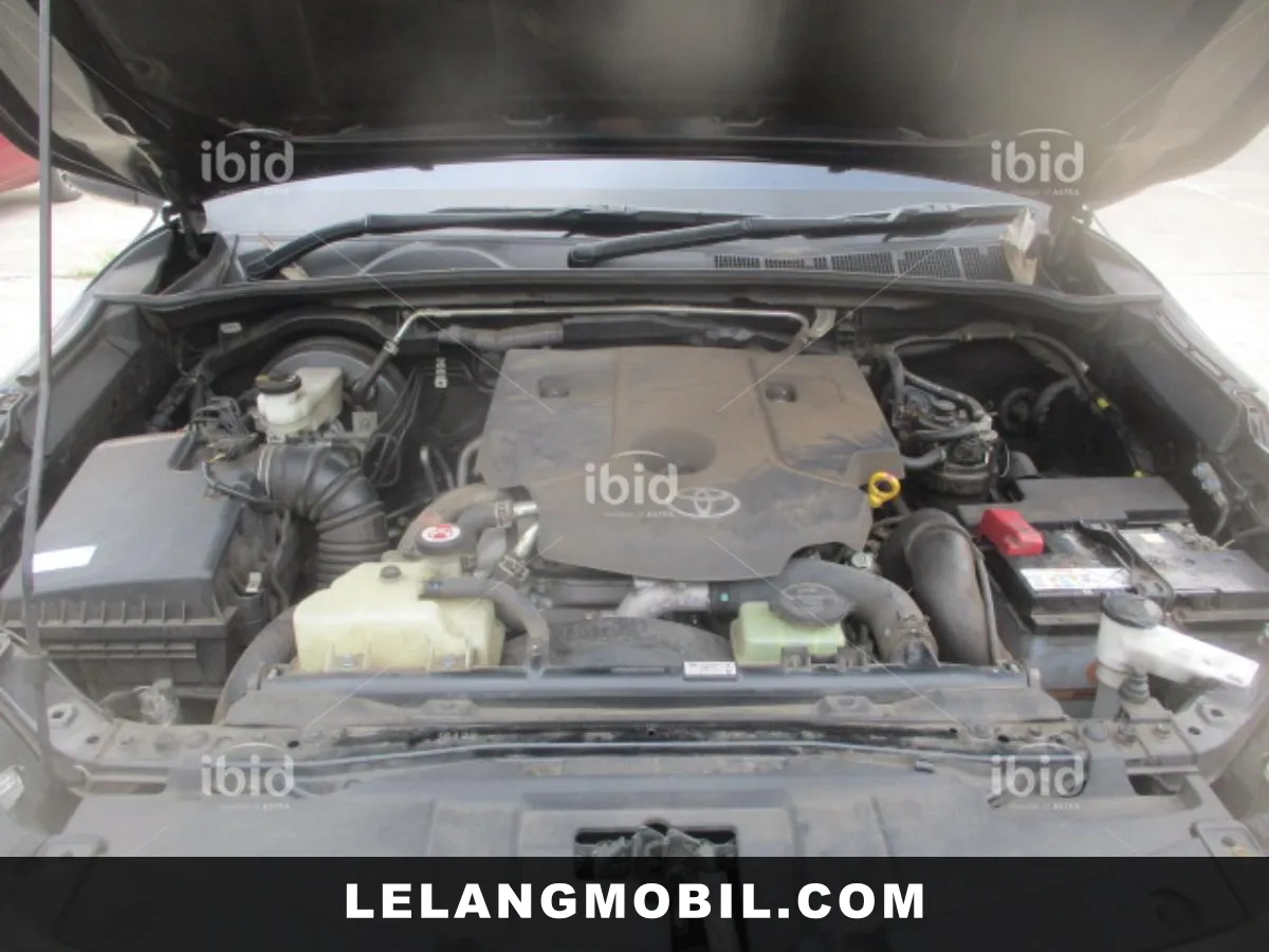 TOYOTA FORTUNER - View 6