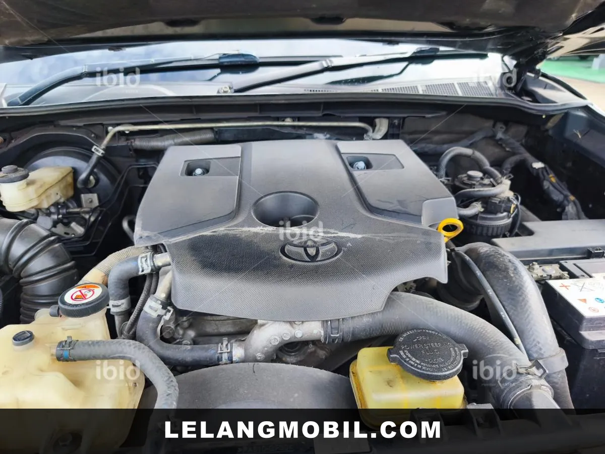 TOYOTA FORTUNER - View 6