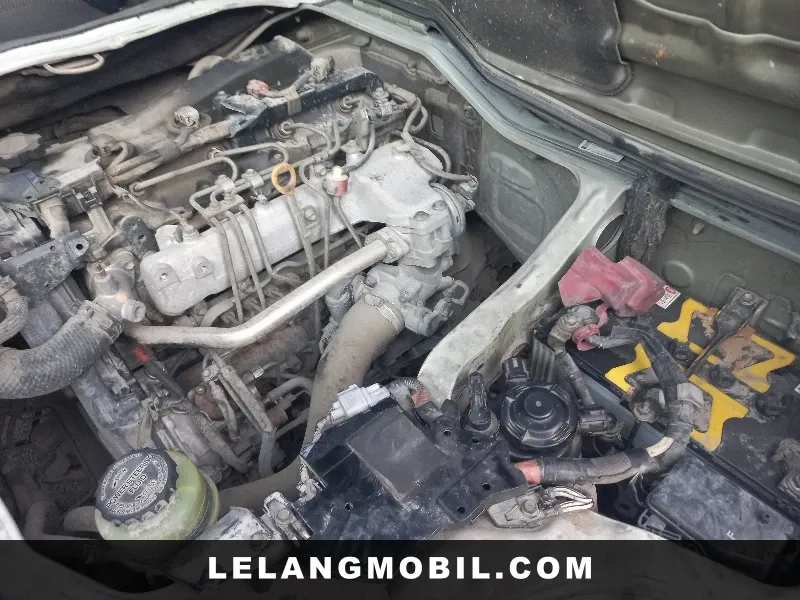 TOYOTA HIACE - View 6