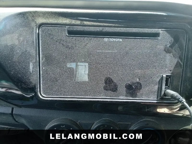 TOYOTA HILUX - View 10