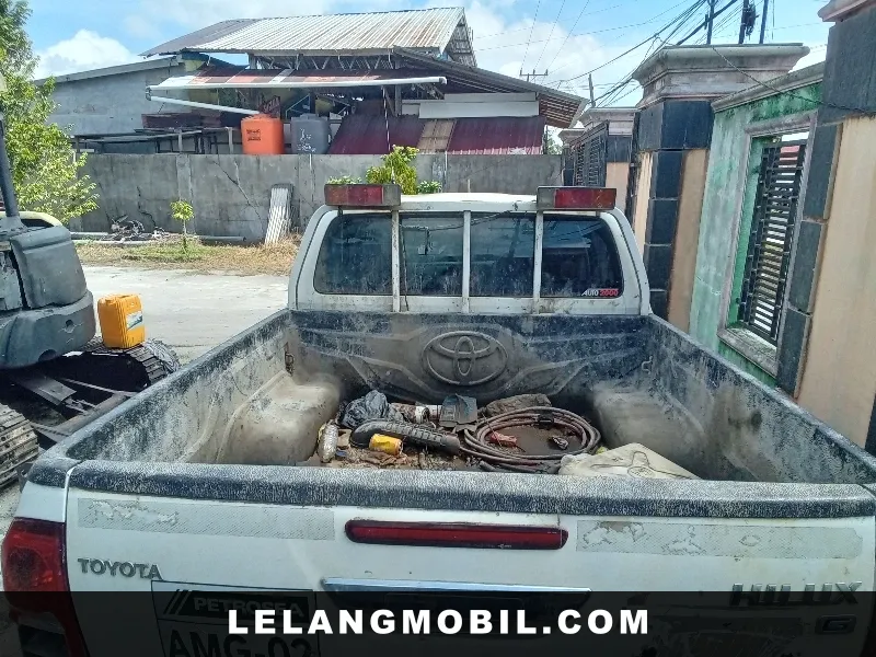 TOYOTA HILUX - View 11