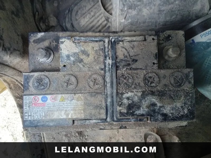 TOYOTA HILUX - View 13