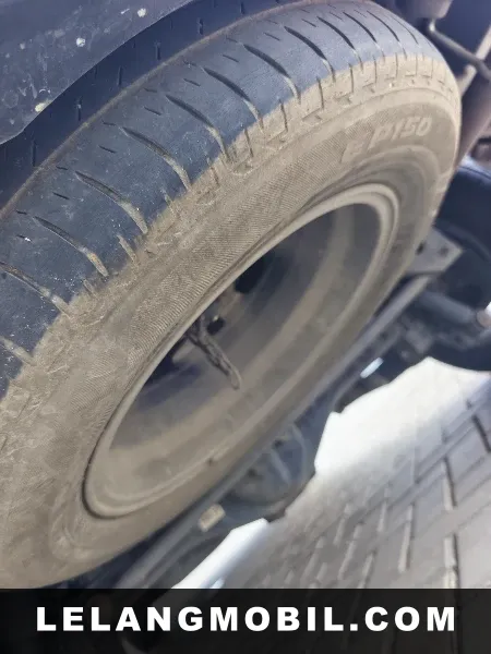 TOYOTA INNOVA - View 11