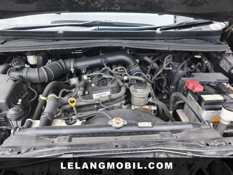 TOYOTA INNOVA - View 6