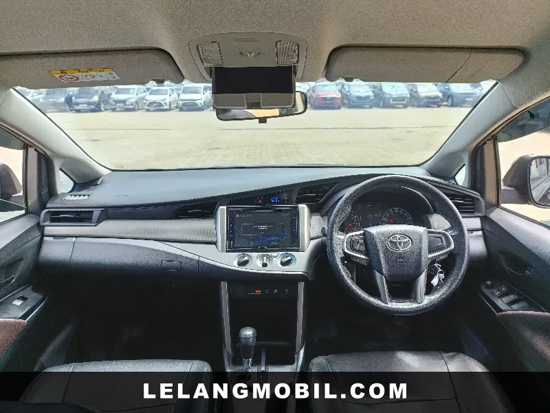 TOYOTA INNOVA - View 5