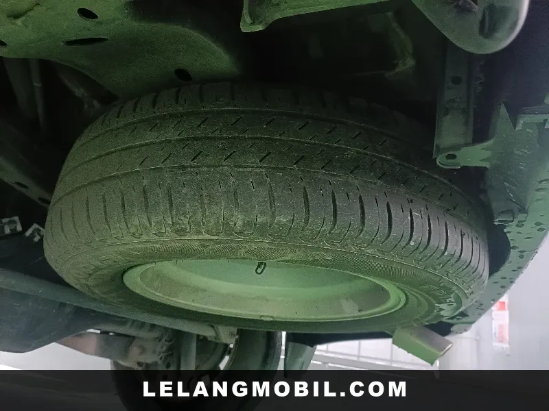 TOYOTA INNOVA - View 13