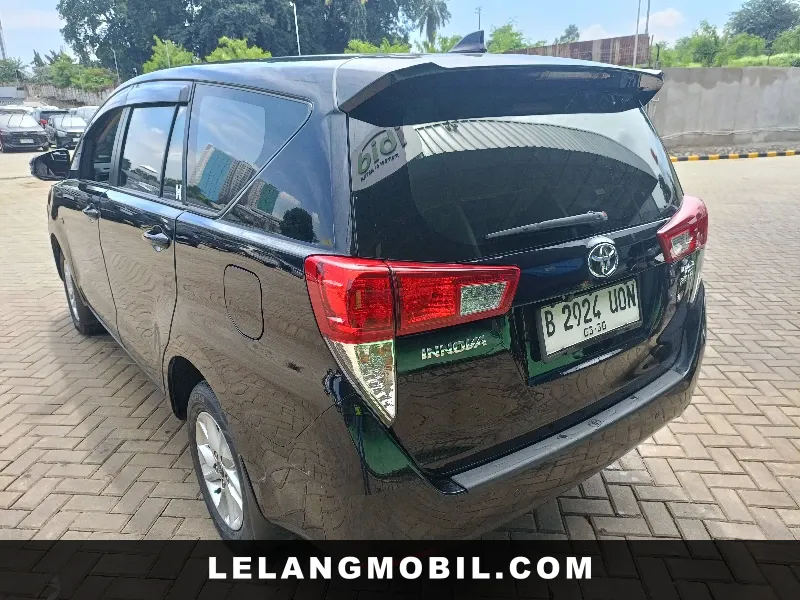 TOYOTA INNOVA - View 4