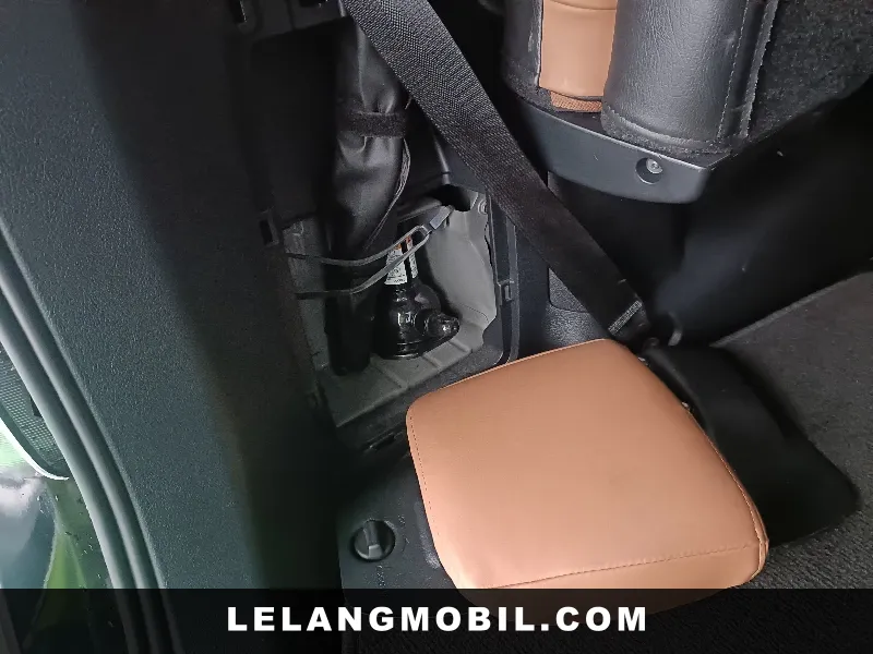 TOYOTA INNOVA - View 9