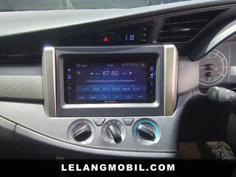 TOYOTA INNOVA - View 10