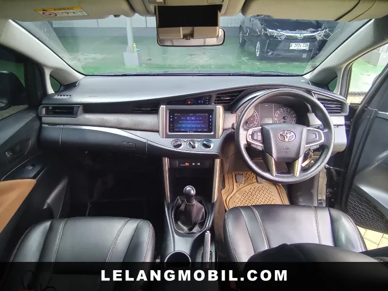 TOYOTA INNOVA - View 5