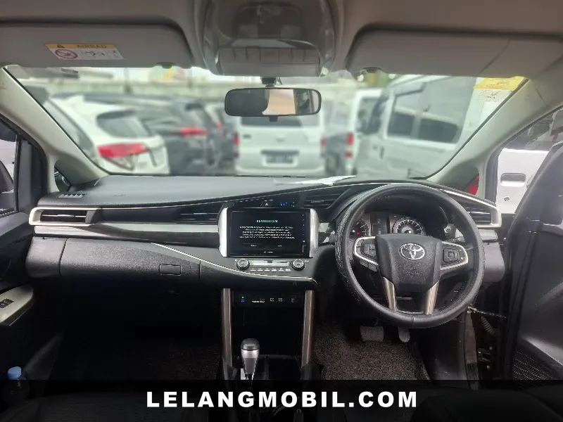 TOYOTA INNOVA - View 5