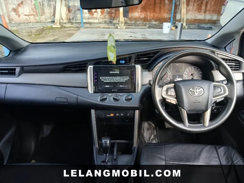 TOYOTA INNOVA - View 5