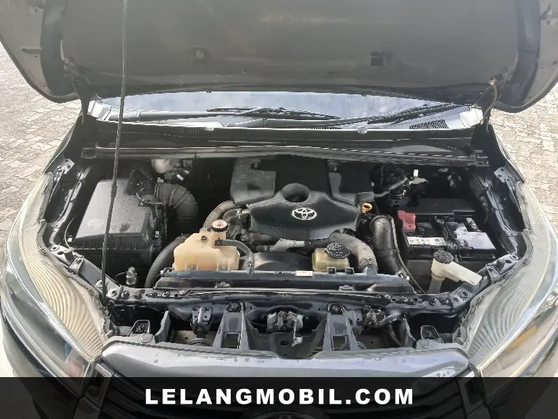 TOYOTA INNOVA - View 6