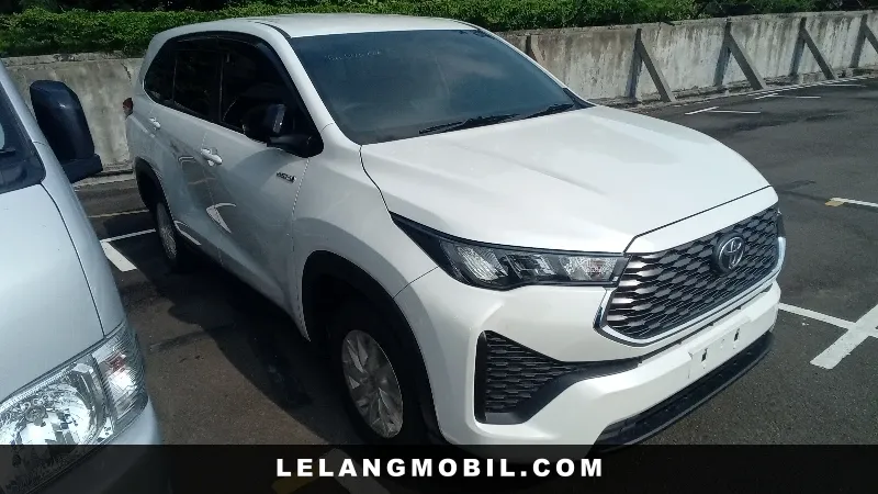 TOYOTA INNOVAZENIX - View 2