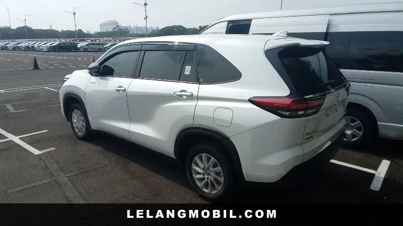 TOYOTA INNOVAZENIX - View 4