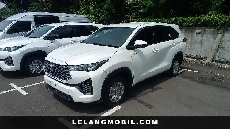 TOYOTA INNOVAZENIX - View 1