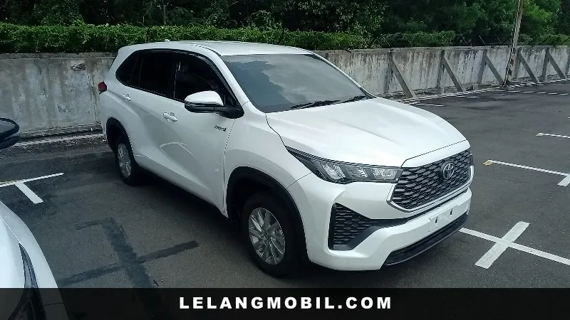 TOYOTA INNOVAZENIX - View 2