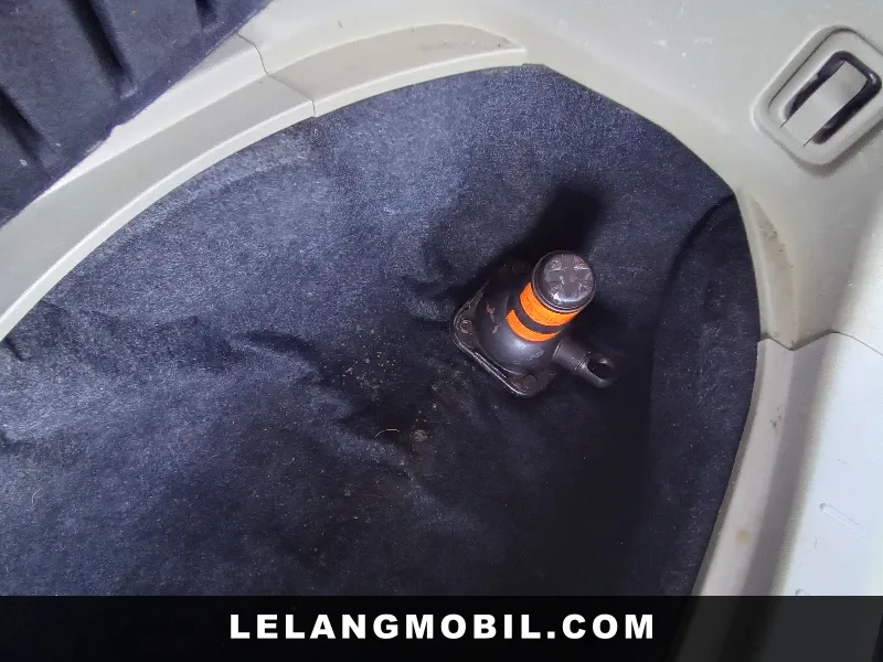 TOYOTA NAV1 - View 10