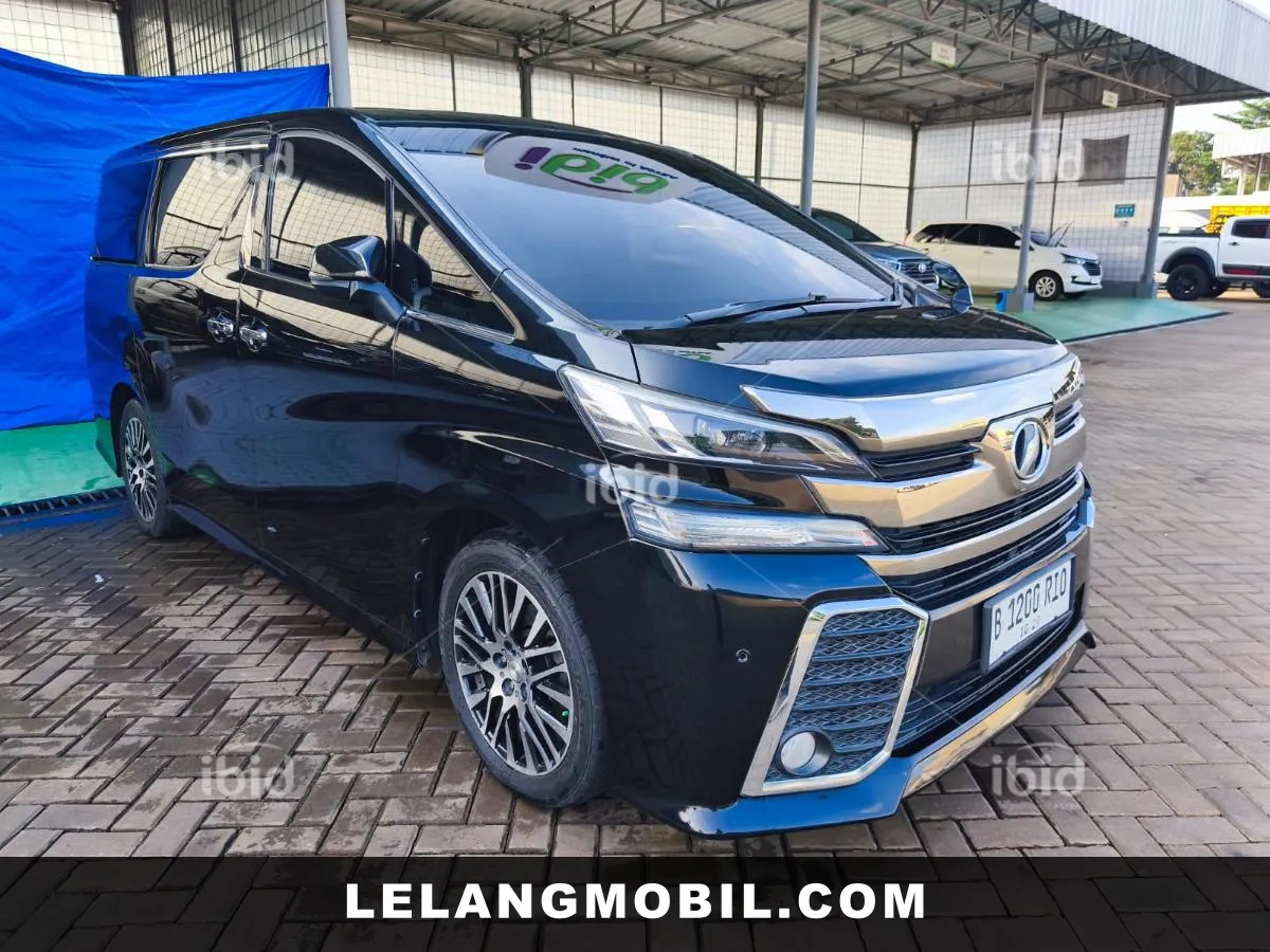 TOYOTA VELLFIRE - View 2