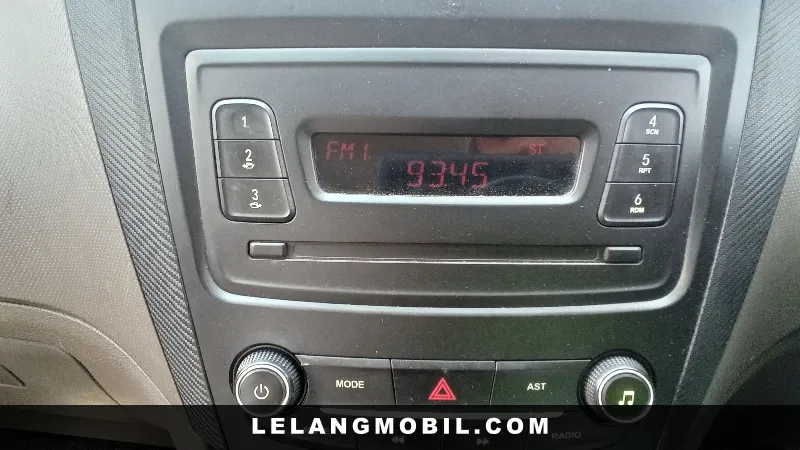 WULING CONFERO - View 11