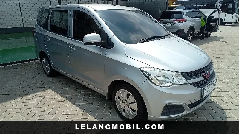 WULING CONFERO - View 2