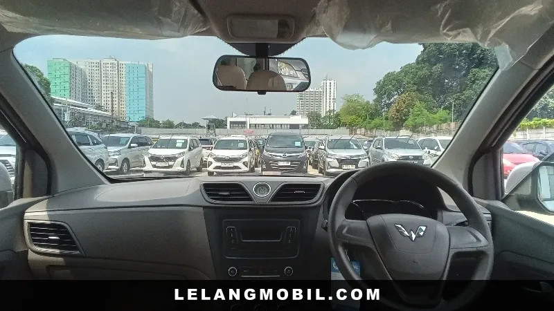 WULING CONFERO - View 5