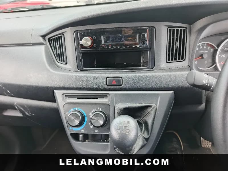 DAIHATSU SIGRA - View 11