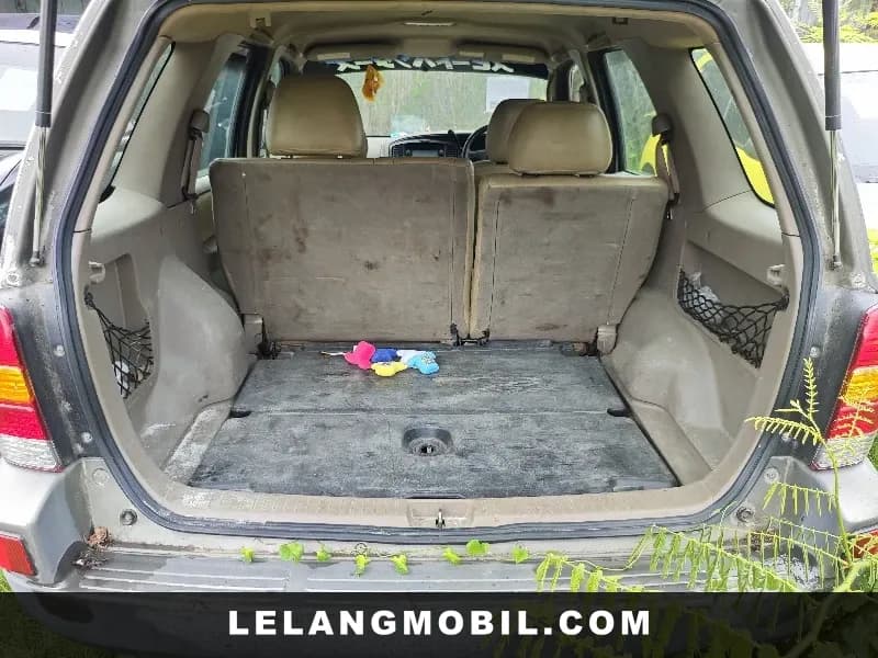 FORD ESCAPE - View 10