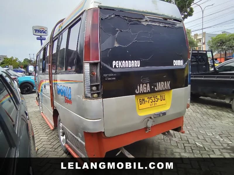 ISUZU ELF - View 4