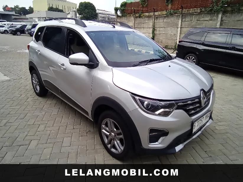 RENAULT TRIBER - View 2