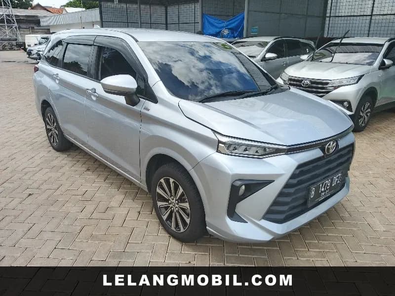 TOYOTA AVANZA - View 2