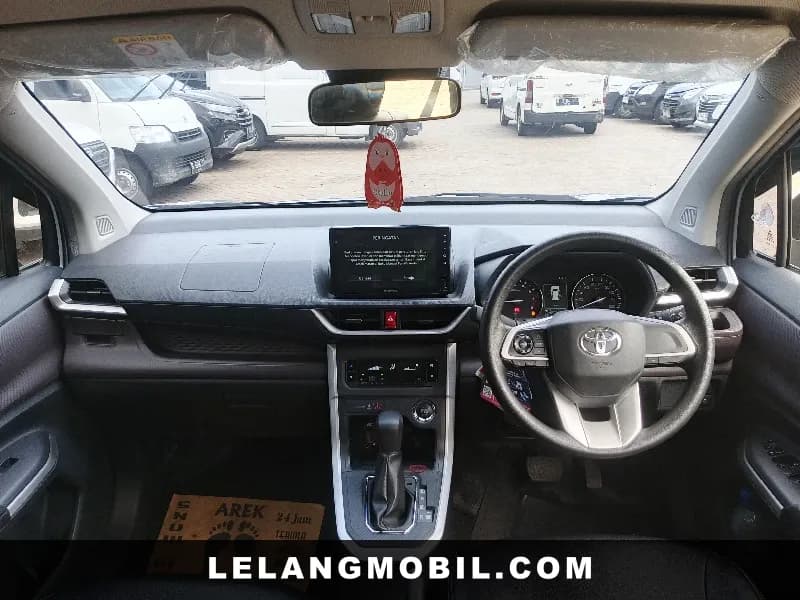 TOYOTA AVANZA - View 5