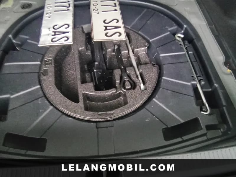 TOYOTA CAMRY - View 11