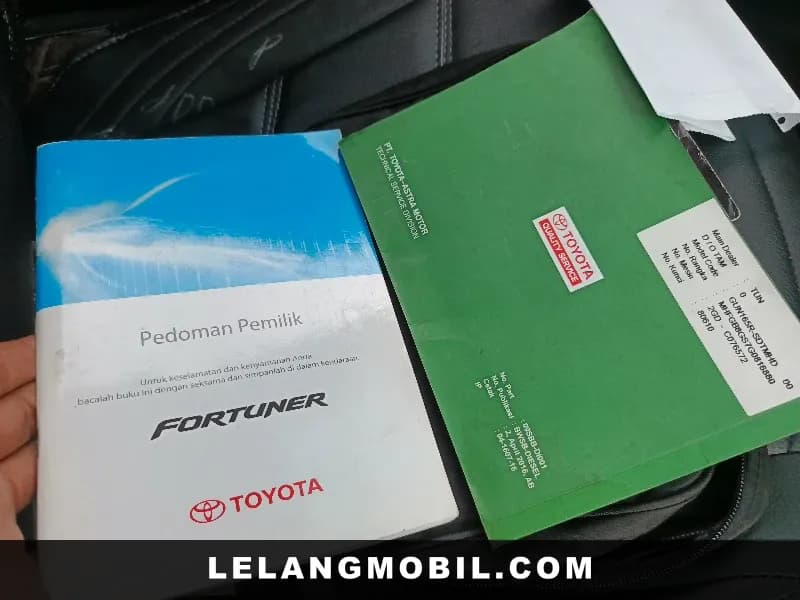 TOYOTA FORTUNER - View 10