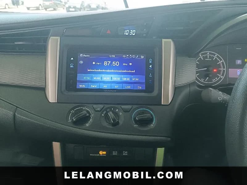 TOYOTA INNOVA - View 11