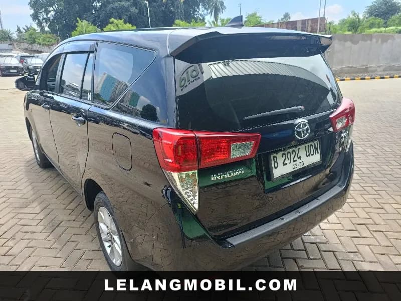 TOYOTA INNOVA - View 4