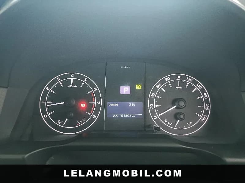 TOYOTA INNOVA - View 7